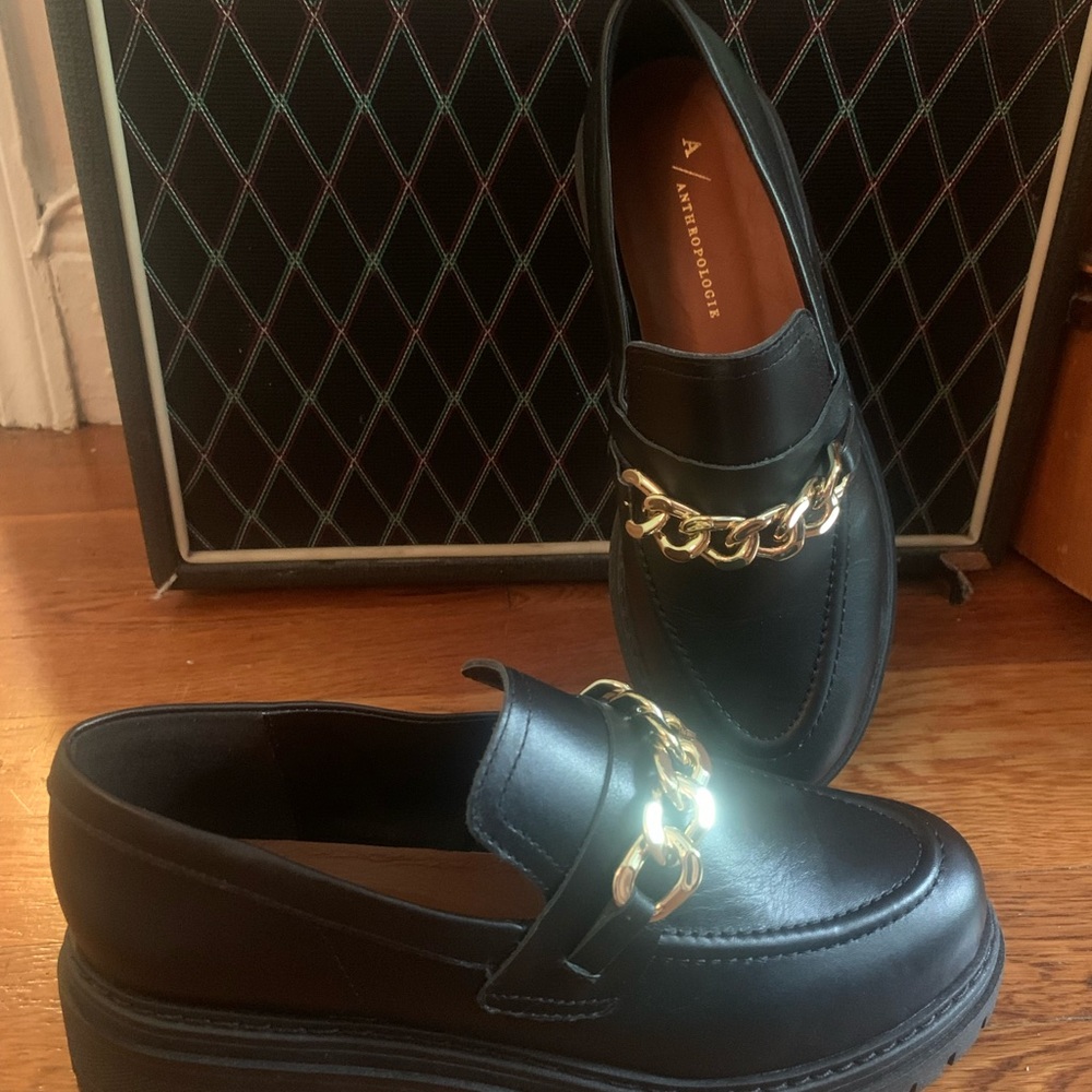 Black loafers BRAND NEW fits like a 9.